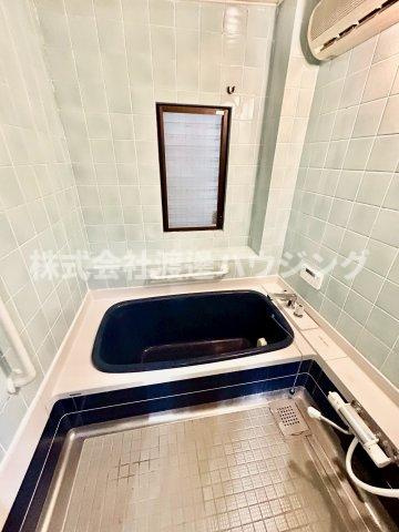 生野東３丁目一戸建の浴室