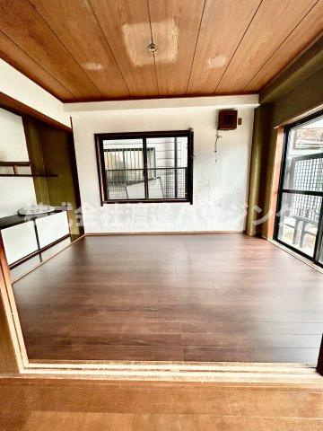 生野東３丁目一戸建の寝室