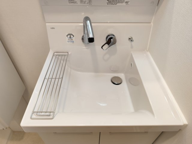 アトリオフラッツ新小岩の独立洗面台