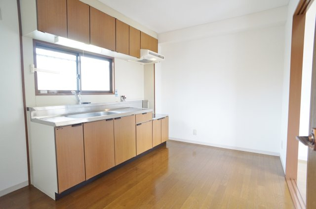 ノ・レーヴ宝塚の居間・リビング