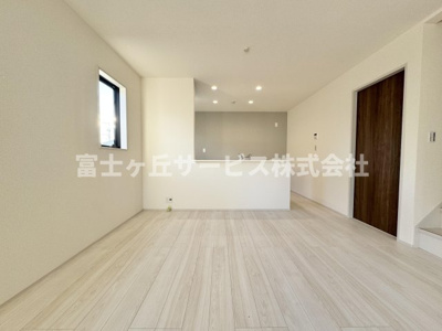 【キッチン】 | 静岡市清水区三保 6期 新築一戸建て 1号棟 | キッチン正面です