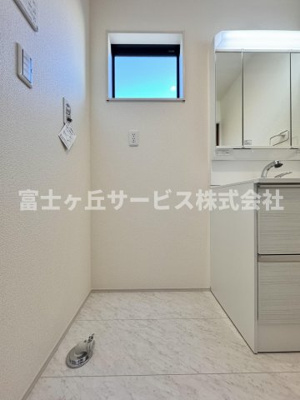 【ランドリースペース】 | 静岡市清水区三保 6期 新築一戸建て 1号棟 | 洗濯機置き場です