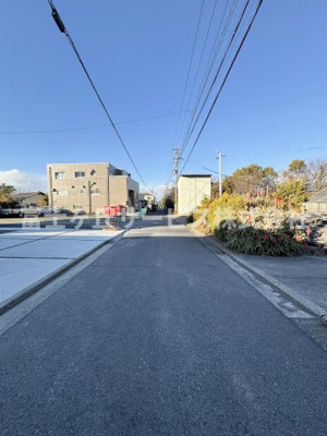 【前面道路含む現地写真】 | 静岡市清水区三保 6期 新築一戸建て 1号棟 | 前面道路含む現地写真です