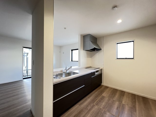 磯城郡田原本町阪手　第12期　のキッチン|家族の会話を楽しめる対面式キッチン