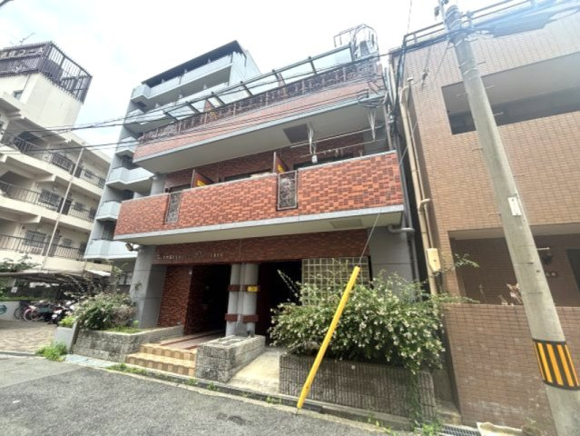ロマネスク王子公園の外観