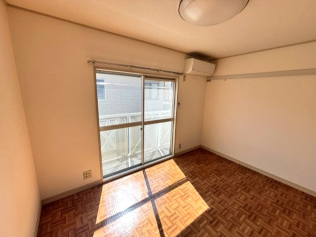 シャルマン六甲の居間・リビング