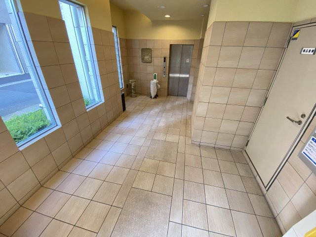 神戸市兵庫区中道通１丁目の賃貸マンション