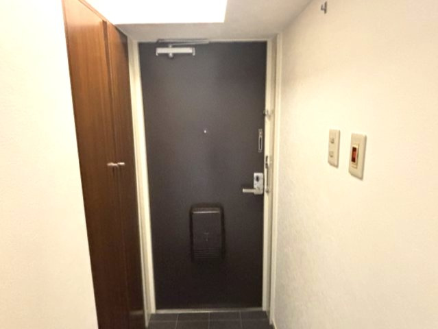 サンパレス21御影山手の玄関