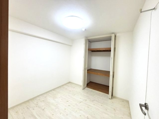 サンパレス21御影山手の寝室