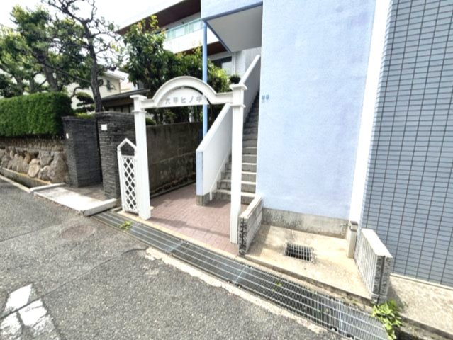 シャトレ六甲のエントランス