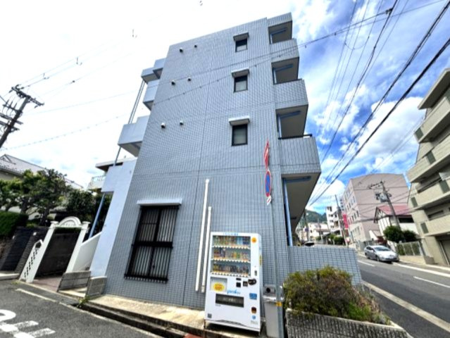 シャトレ六甲の外観