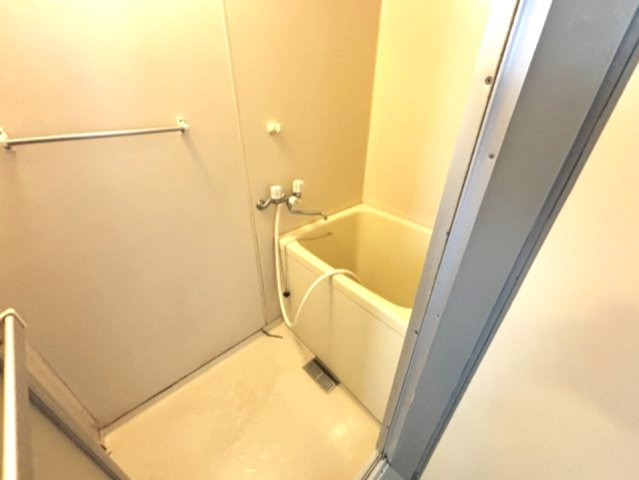 シャトレ六甲の浴室