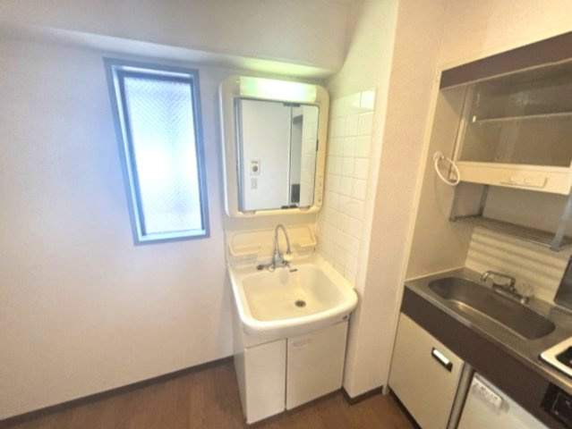 シャトレ六甲の洗面所