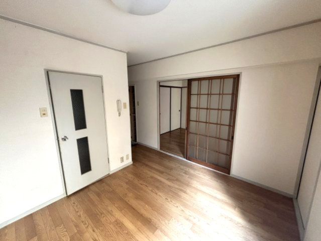 シャルム桜ヶ丘の居間・リビング