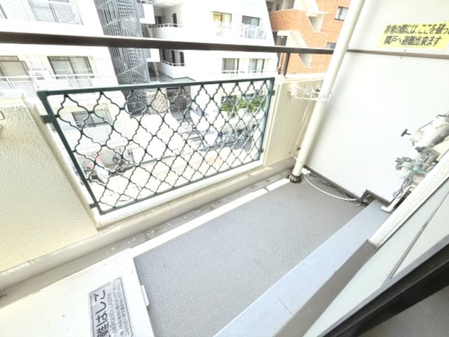 シャルムメゾン六甲道のバルコニー