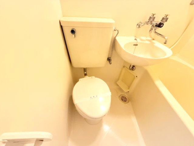 シャルムメゾン六甲道のトイレ