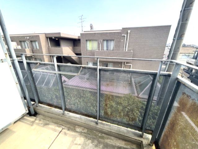 ラフェブランシュ岡本のバルコニー