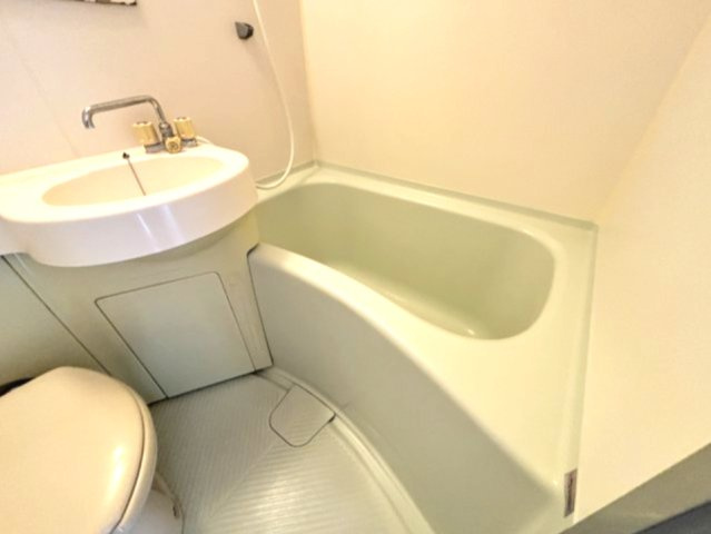 ラフェブランシュ岡本の浴室