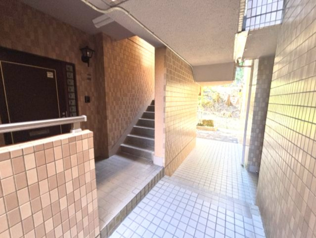 グランドメゾン六甲箕岡のロビー