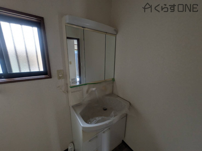 【独立洗面台】 | 姫路市的形町的形／中古戸建