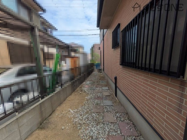 【前面道路含む現地写真】 | 姫路市的形町的形／中古戸建