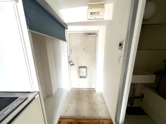 篠原ライフの玄関