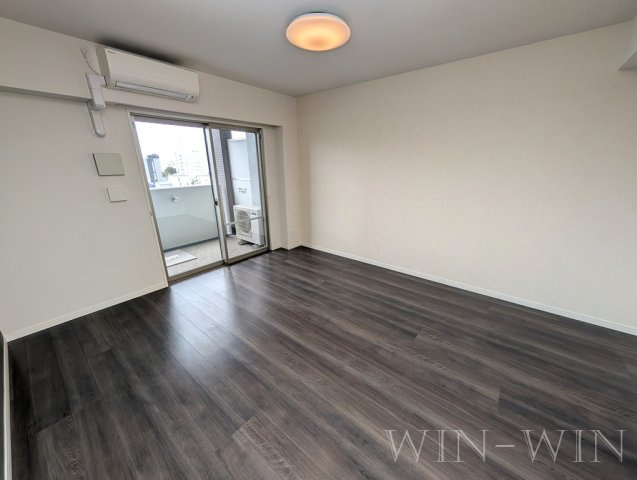 セントラルレジデンスの居間・リビング