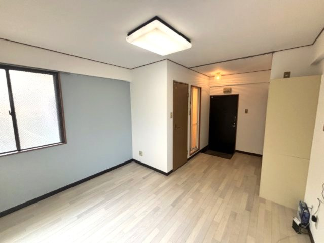 リトル六甲の居間・リビング