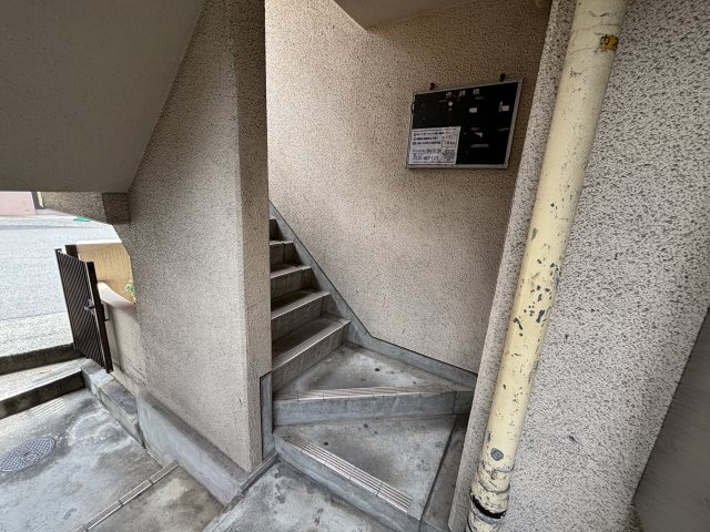 永手コスモハイツのエントランス