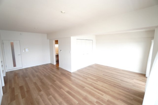 【居間・リビング】 | 【上質リノベ】ファミール江波公園リバーサイド弐番館