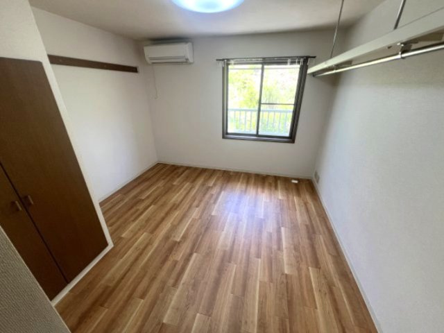 六甲ガーデンホームズの居間・リビング