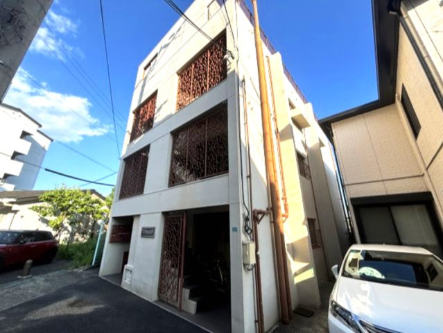 エクセル六甲の外観