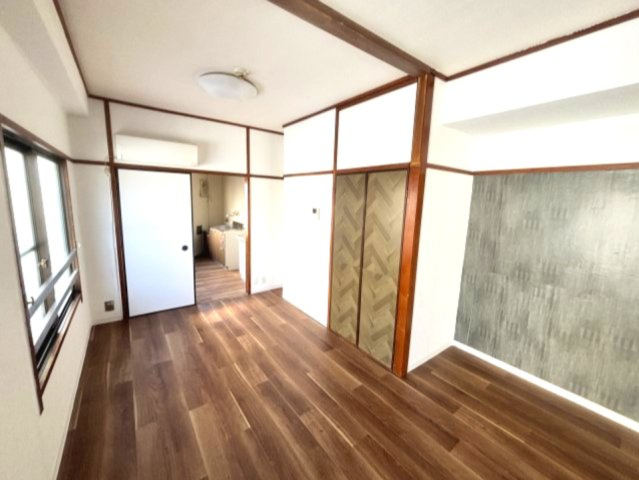 稗原マンションの居間・リビング