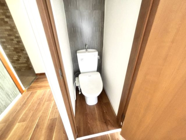 稗原マンションのトイレ