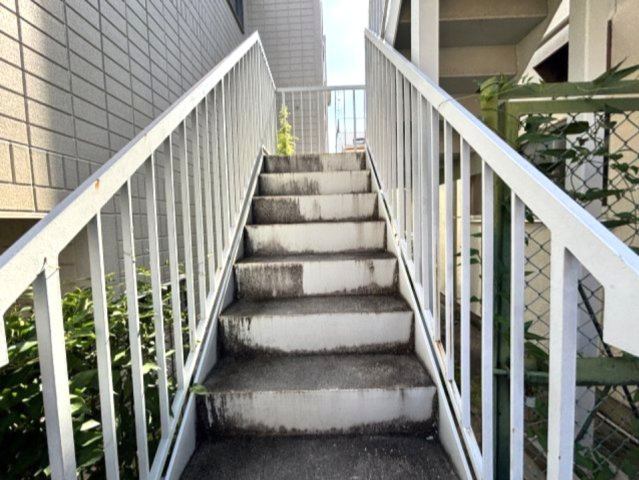 ハイツ八坂のロビー