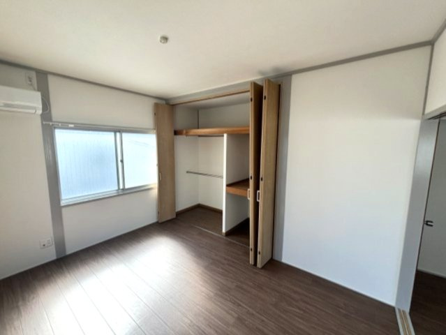 ハイツ八坂の寝室