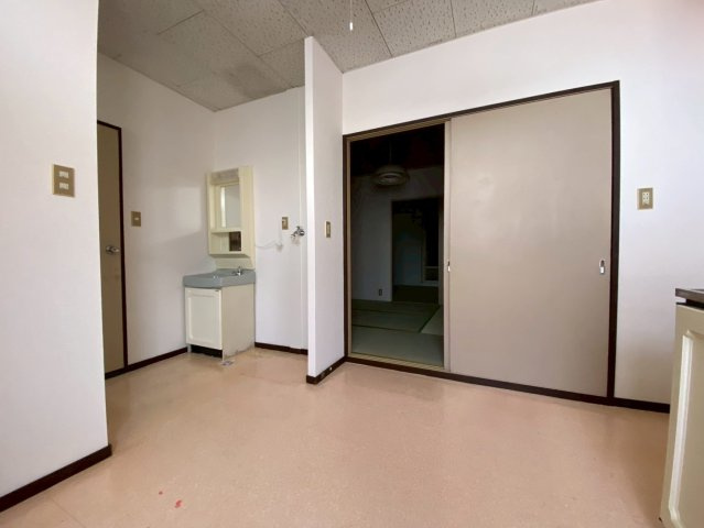 【居間・リビング】