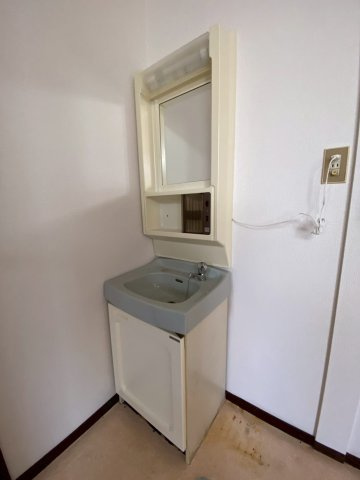 【独立洗面台】