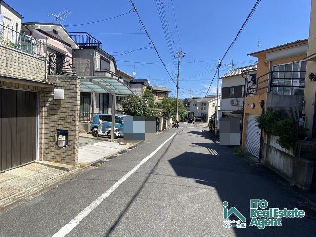 紫野西蓮台野町 中古戸建の前面道路含む現地写真