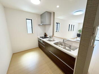 堺市東区日置荘西町　新築一戸建てのキッチン