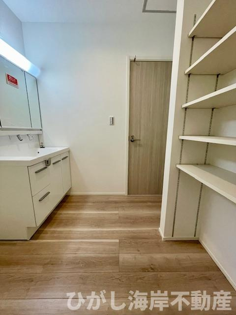 茅ヶ崎市茅ヶ崎　新築戸建の脱衣所|脱衣スペース