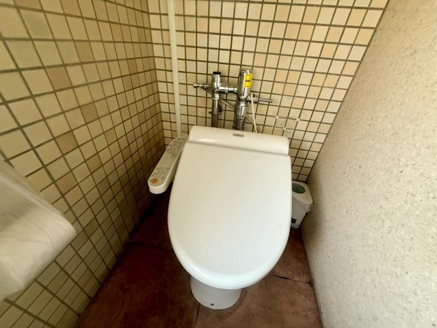 康生通南カーニープレイス貸店舗・事務所のトイレ