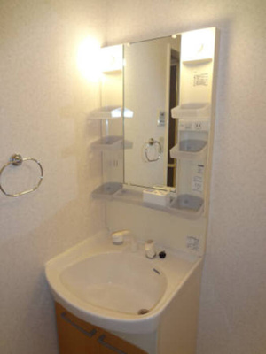 【洗面所】 | リヴェール日置