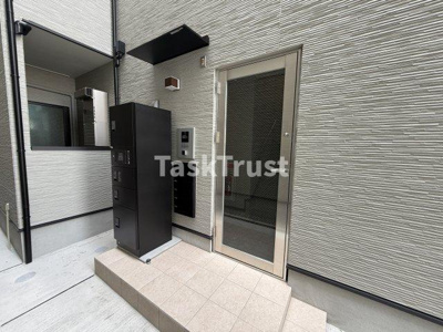 【エントランス】 | ソレイユ大東町