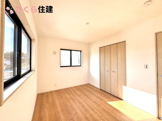 いろどりアイタウン小山市粟宮22-P1　15号棟の洋室|ゆったりした洋室です♪お子様の成長に伴って増えていく荷物にも対応できます！
