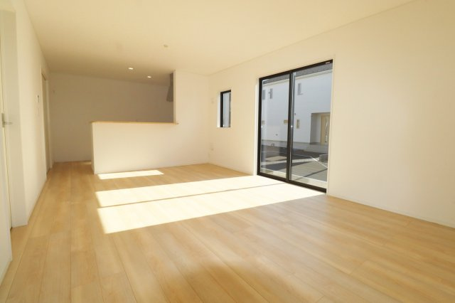 郡山市田村町金屋字上川原　　　１号棟　　　永盛小学校、小原田中学区の居間・リビング