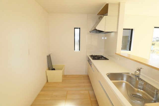 郡山市田村町金屋字上川原　　　１号棟　　　永盛小学校、小原田中学区の収納|キッチン横パントリー♪