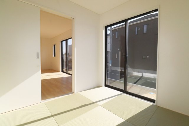 郡山市田村町金屋字上川原　　　１号棟　　　永盛小学校、小原田中学区の収納