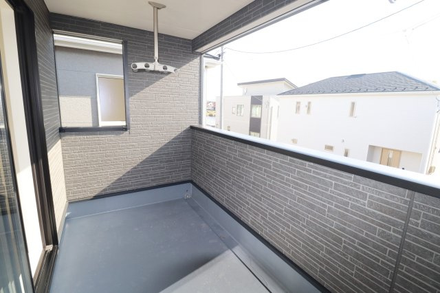 郡山市田村町金屋字上川原　　　１号棟　　　永盛小学校、小原田中学区のバルコニー