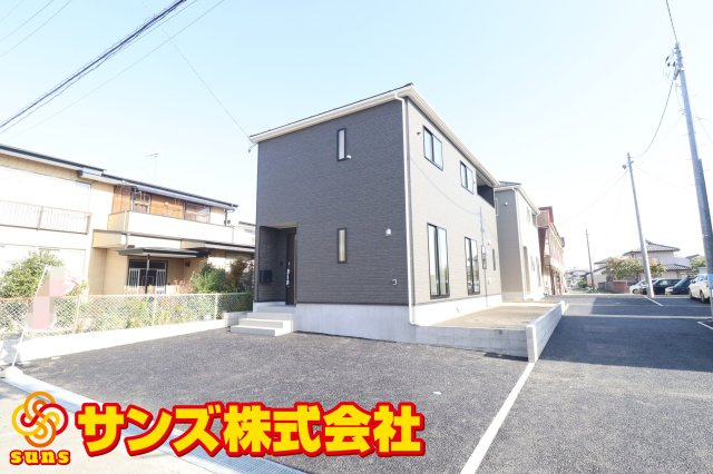 郡山市田村町金屋字上川原　　　１号棟　　　永盛小学校、小原田中学区の外観|西側から見た駐車場を含む外観